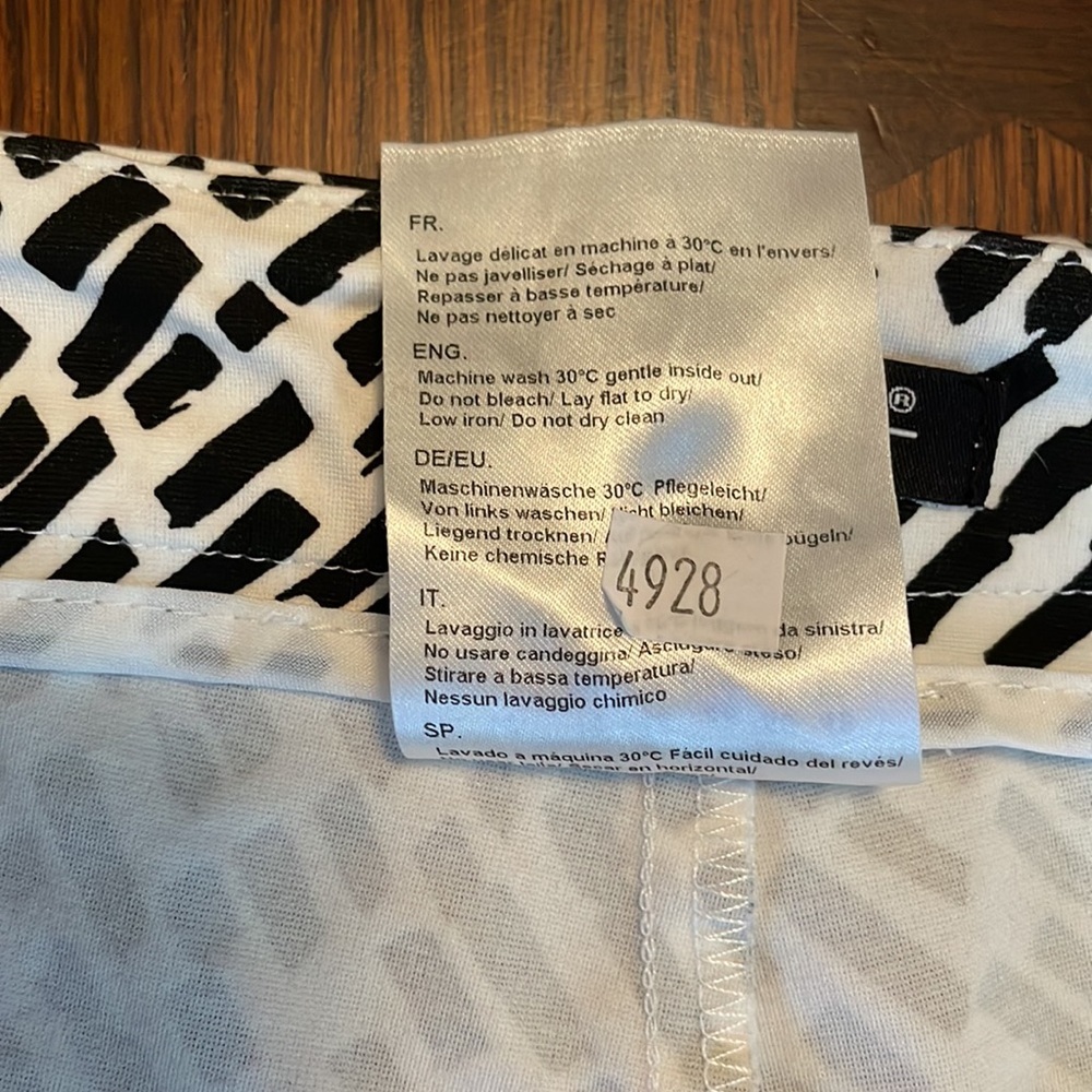 Lisette L Montreal pants sz 14 Pull-on, Stretchy Soft, Cropped, White & black - Picture 4 of 8